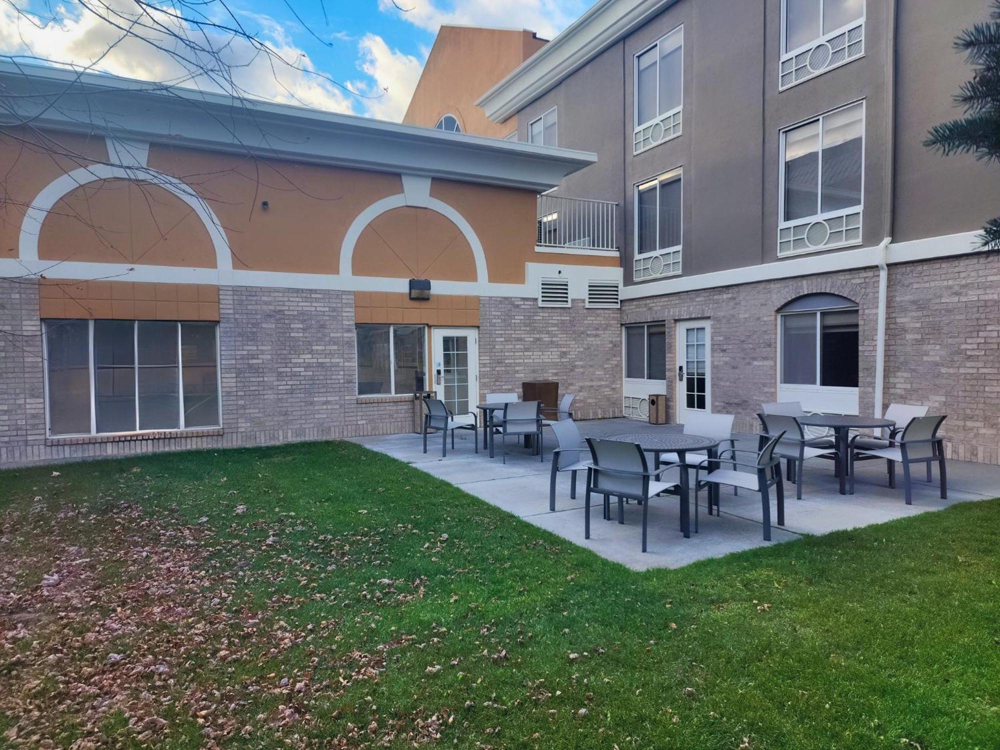 Holiday Inn Express Hotel & Suites Idaho Falls By Ihg Dış mekan fotoğraf